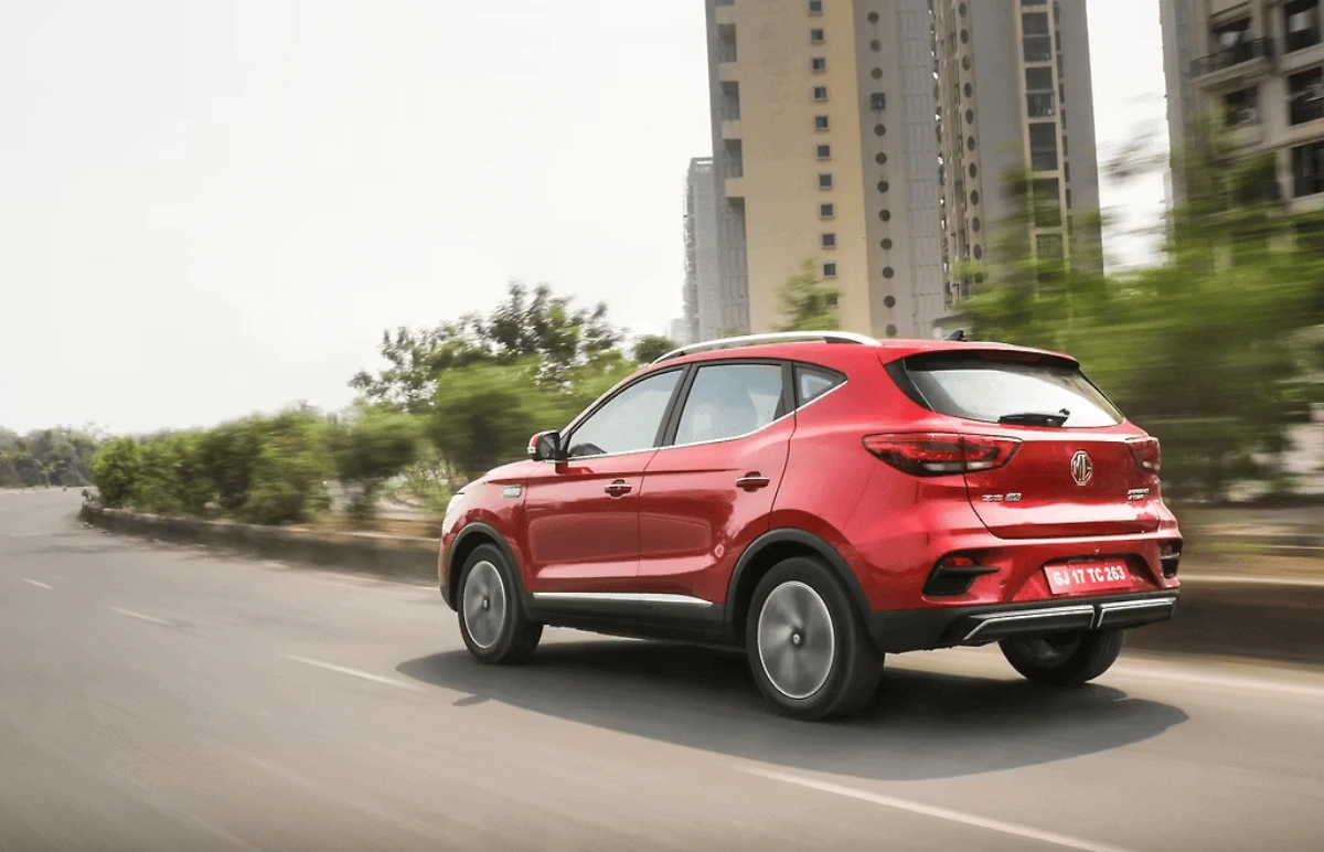 MG ZS EV Pros and Cons in 2026